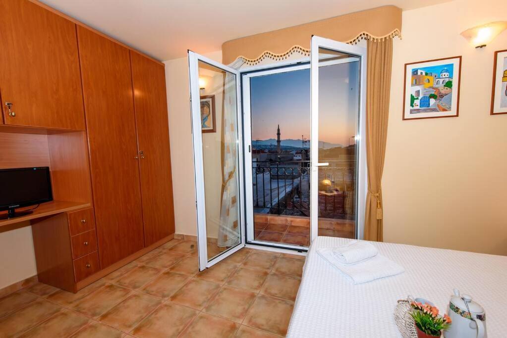 Elisabeth'S Penthouse At The Heart Of The City Rétino Exterior foto