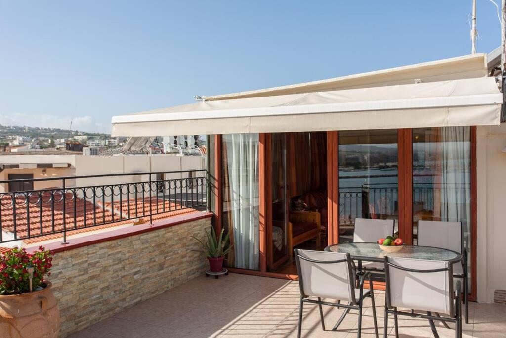 Elisabeth'S Penthouse At The Heart Of The City Rétino Exterior foto